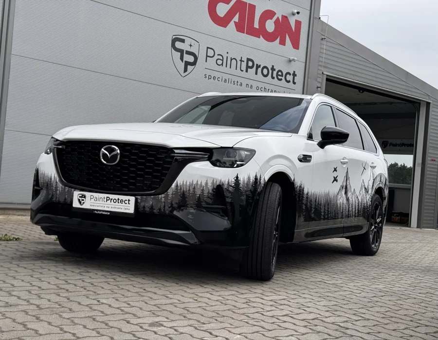 Mazda CX-80 s horským motivem
