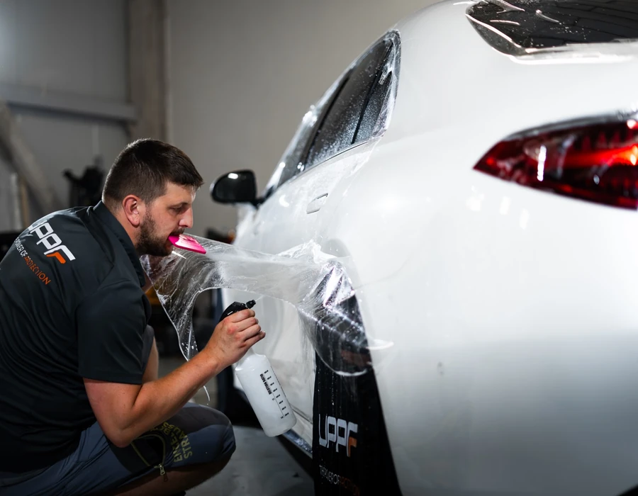 Mercedes-Benz S-Class při aplikaci čiré PPF fólie UPPF P20 Nano