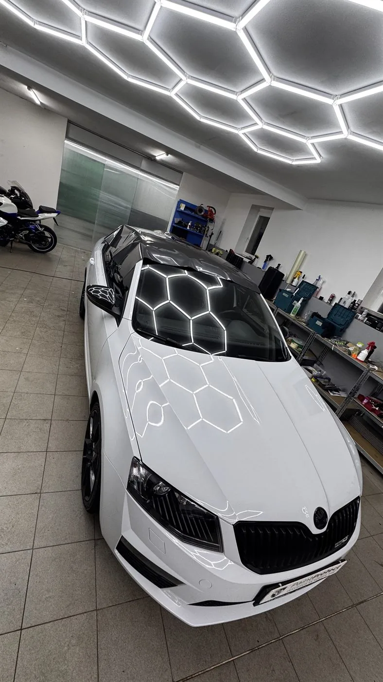Škoda Octavia RS po výměně karbonové PPF a doplňkových pracích